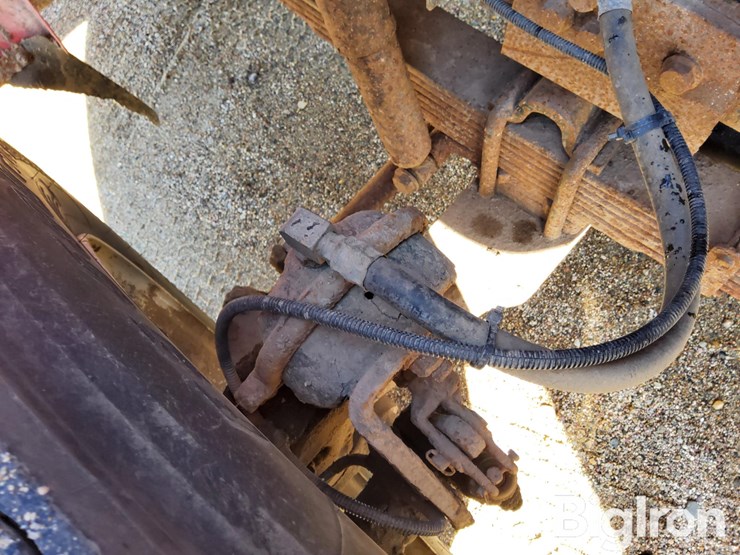 2000-international-4900-image-17