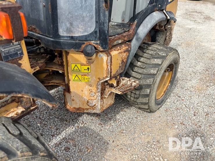 2015-caterpillar-903c2-image-15