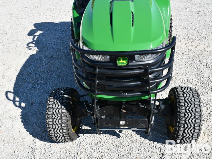 2018-john-deere-x758-image-9