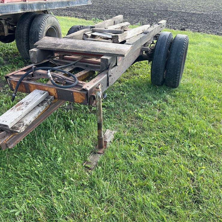 HOMEMADE DUMP TRAILER