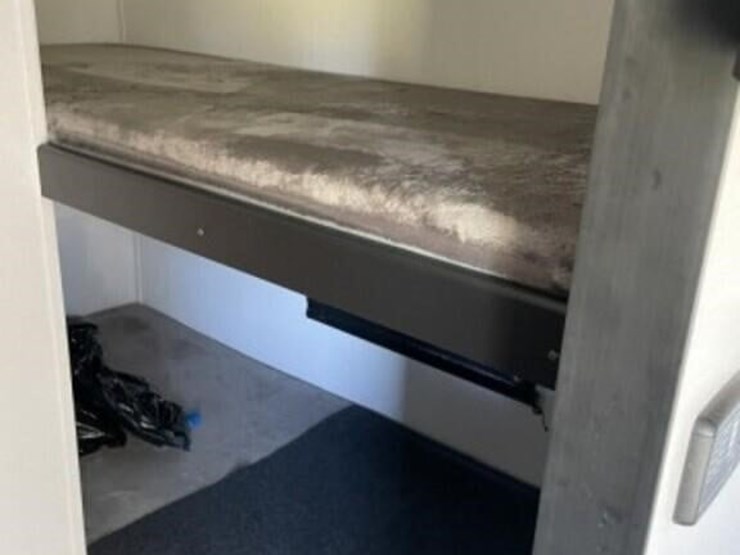 2021-keystone-18'-springdale-mini-travel-trailer-image-21