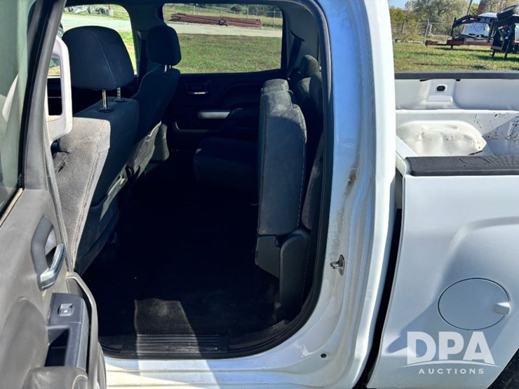 2018-chevrolet-silverado-image-62