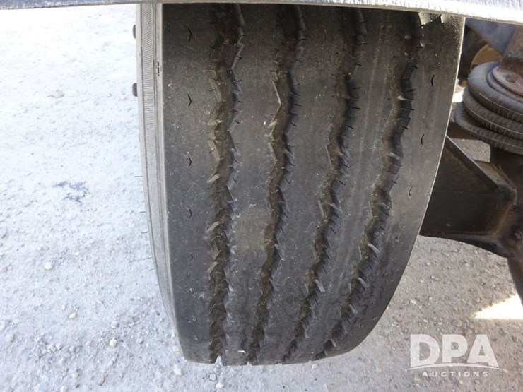 2016-freightliner-coronado-day-cab-glider-truck-(pz13983,-unit-716)-image-58