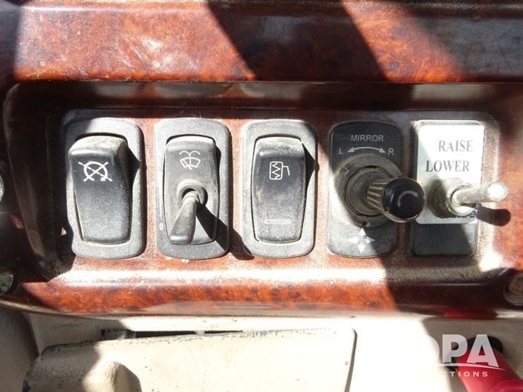 2005-mack-vision-truck-(pz13989,-unit-266)-image-111