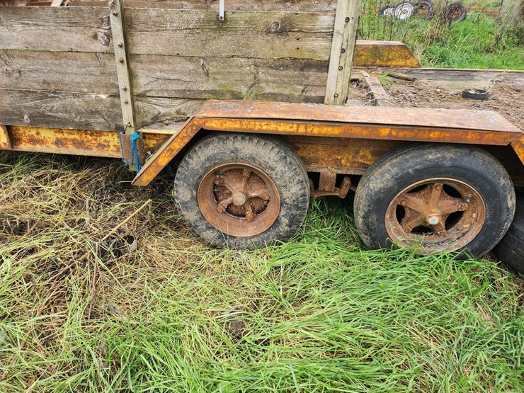 #8106-•-18'-trailer-image-3