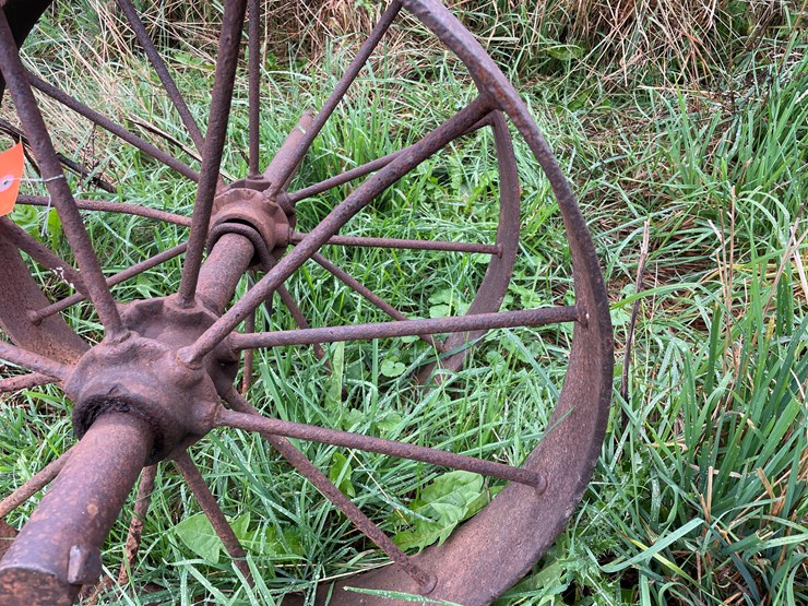 #9619-•-(2)-vintage-steel-wheels-image-9