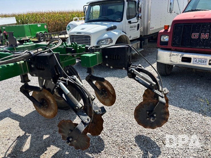 2021-unverferth-3500-image-50