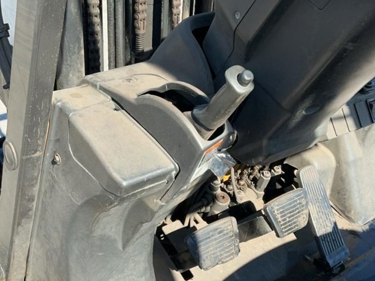 caterpillar-c5000-image-22