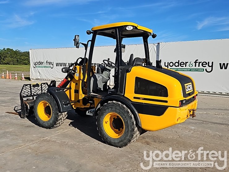 2023-jcb-407-image-3