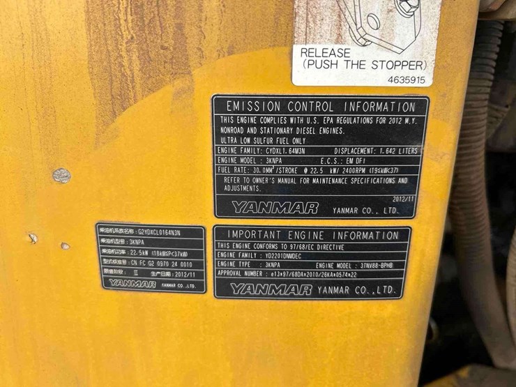 2013-deere-35d-image-8