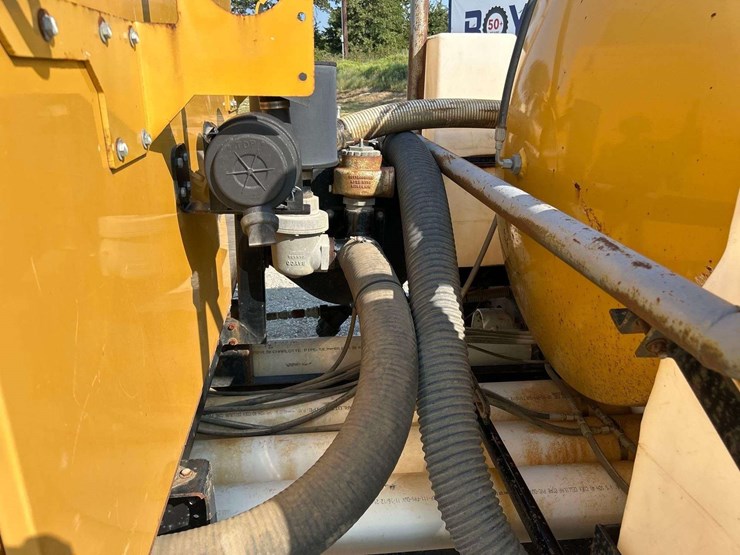 2012-vermeer-v500lehd-image-10