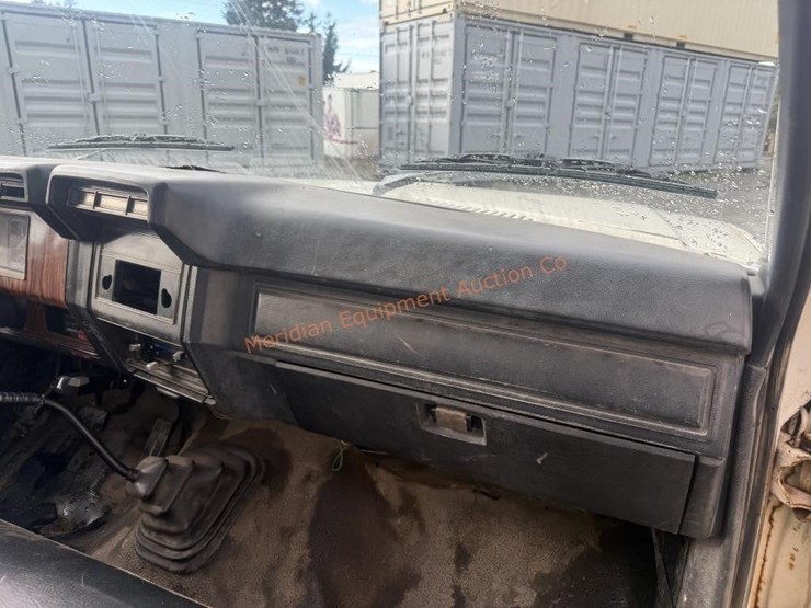 1983-ford-f350-image-26