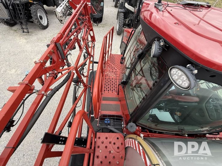 2020-case-ih-trident-5550-image-42