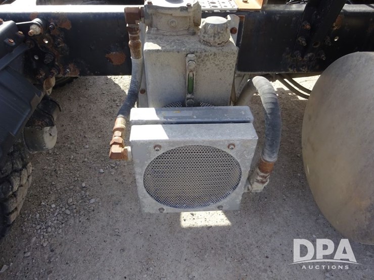 2007-volvo-vnl-day-cab-truck-(pz13987,-unit-110)-image-63