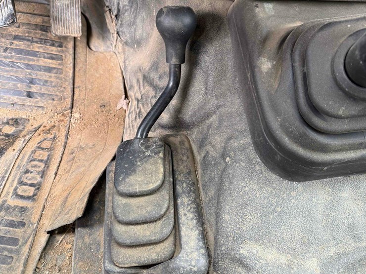 2007-ford-f550-image-19