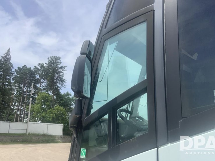 2001-mci-102-el3-image-10