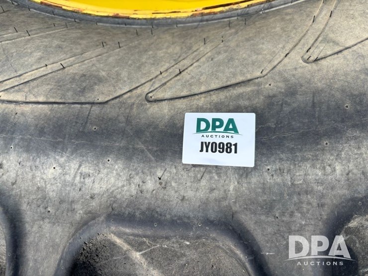 john-deere-r4038-image-9