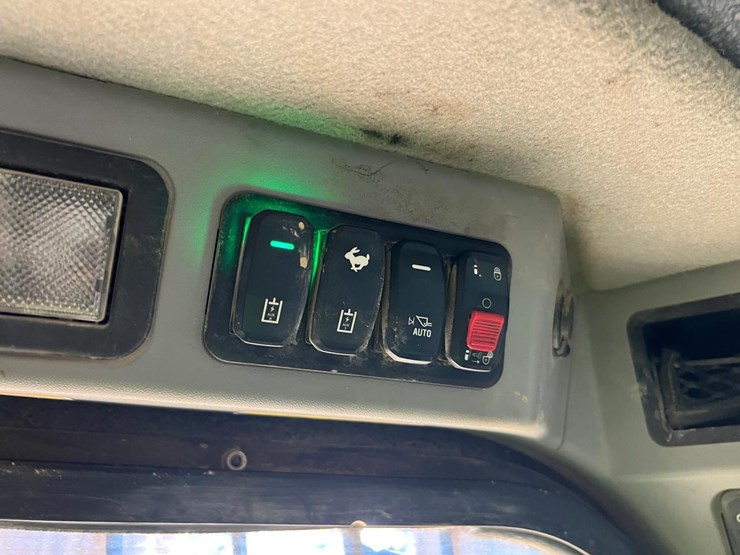 caterpillar-279d3-image-29