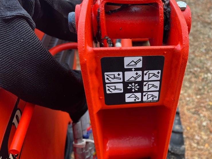 kubota-bx2670-image-33