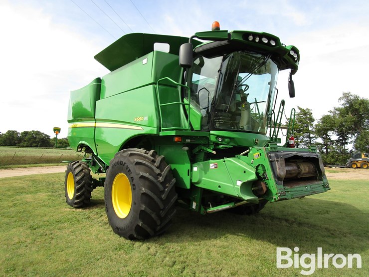 2013-john-deere-s660-image-3