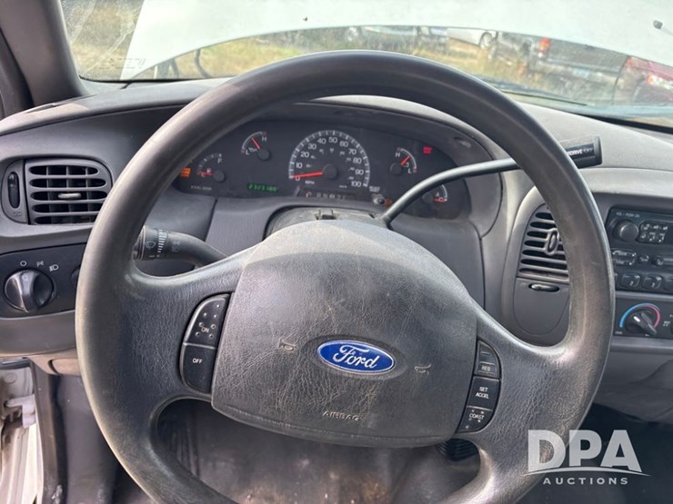 2004-ford-f150-image-45