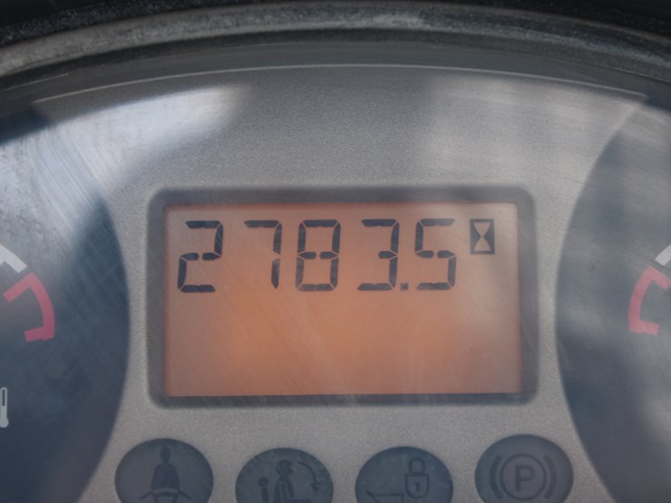 bobcat-t870-image-62