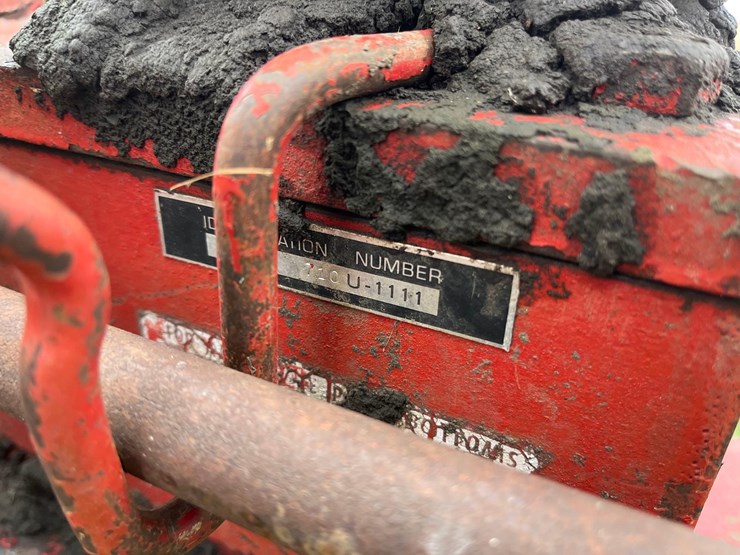 international-710-image-10