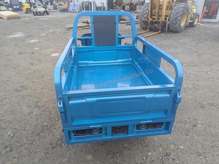 2025-ir-electric-tricycle-image-10