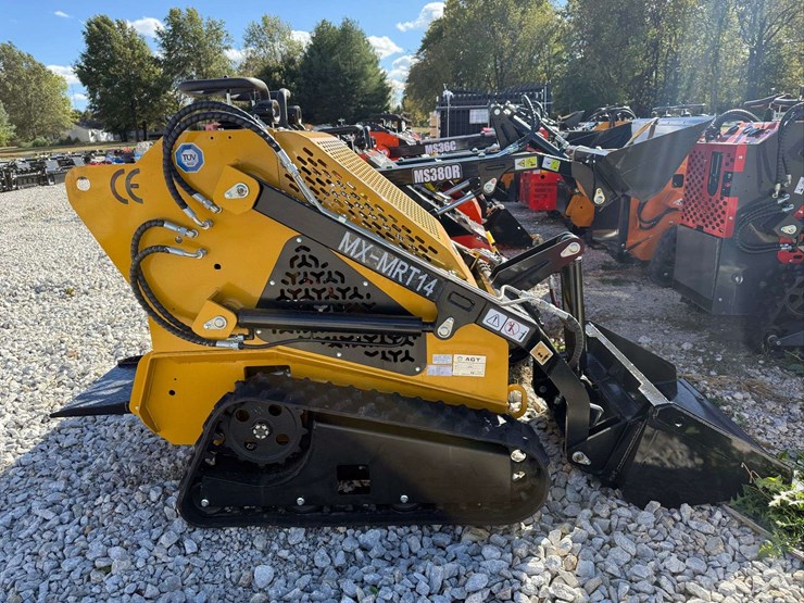 agt-mx-mrt14-mini-track-loader-image-1