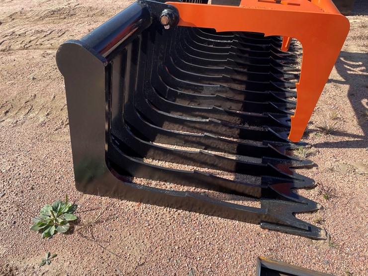 #4140-•-76"-skeleton-grapple-bucket-attachment-image-2