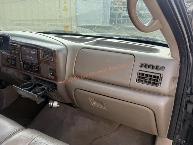 2002-ford-f250-lariat-image-28