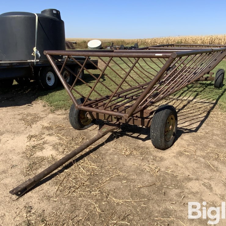 Blattner 3 Bale Hay Feeder Wagon