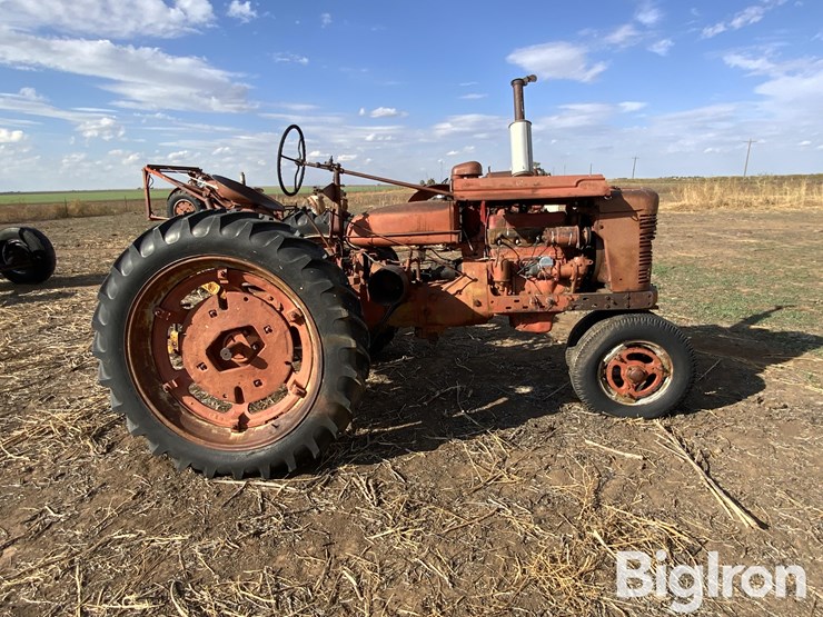 farmal-h-2wd-tractor-image-4