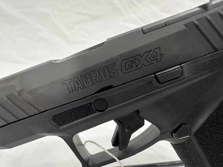 #2025-00059-•-taurus-gx4-pistol-image-17