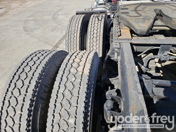 2019-international-lt-image-19