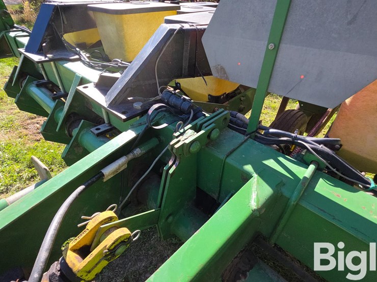 john-deere-7000-image-14