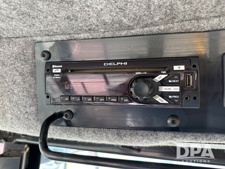 2017-ag-chem-rg1100b-image-38