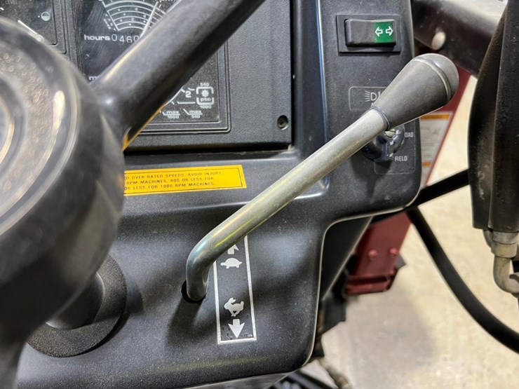 case-ih-3220-image-25