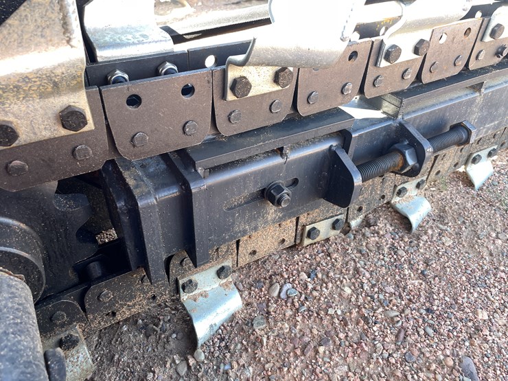 #4094-•-wolverine-hydraulic-trencher-attachment-image-12