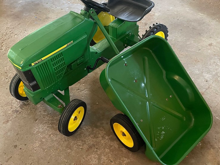 #6625-•-john-deere-7410-pedal-tractor-image-1