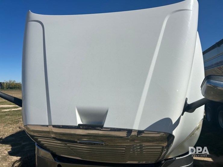 2012-freightliner-cascadia-truck-(cp1182-unit-517)-image-33