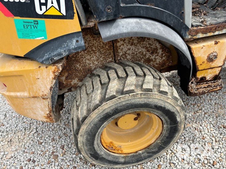 2015-caterpillar-903c2-image-26