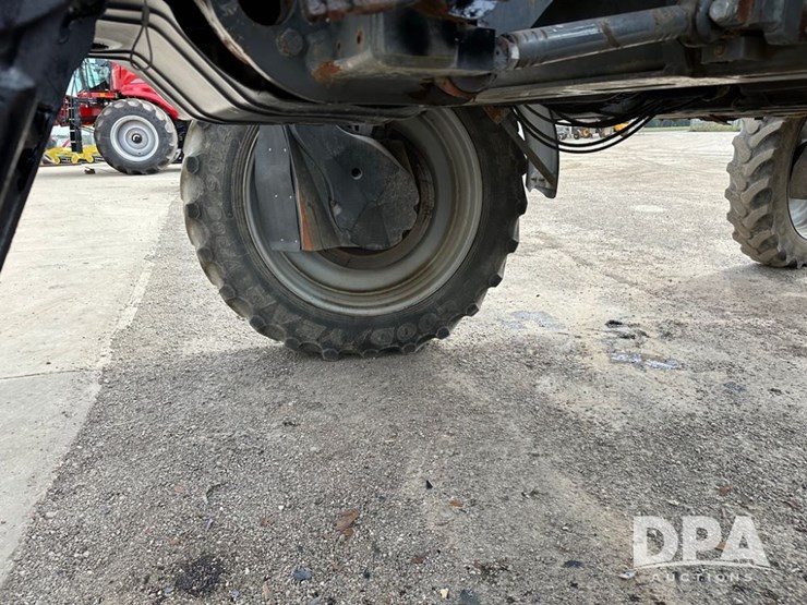 2015-ag-chem-rg1100b-image-18