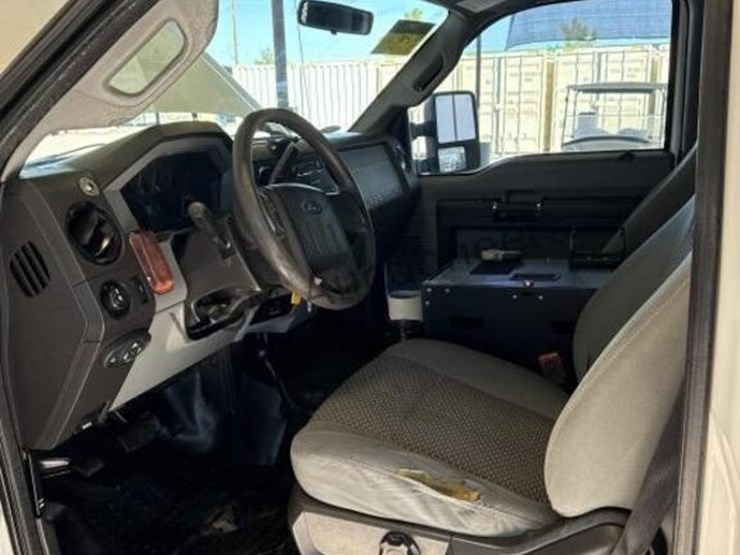 2012-ford-f350-image-21