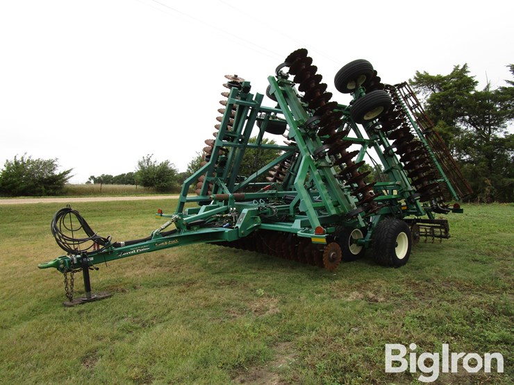 2015-great-plains-3500tm-image-1