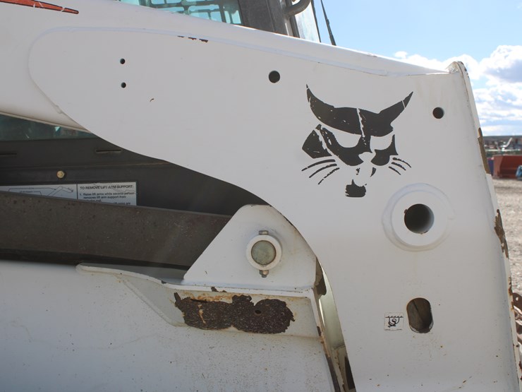 bobcat-t870-image-46