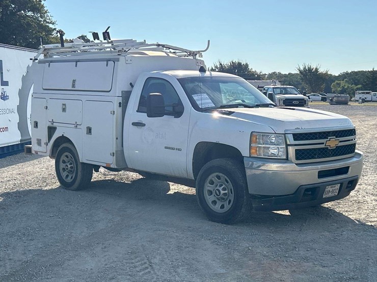 2012-chevrolet-silverado-2500-image-4