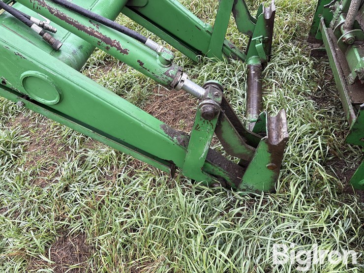 john-deere-265-image-18