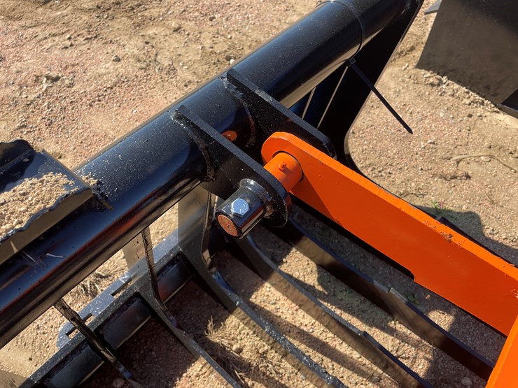 #4140-•-76"-skeleton-grapple-bucket-attachment-image-11