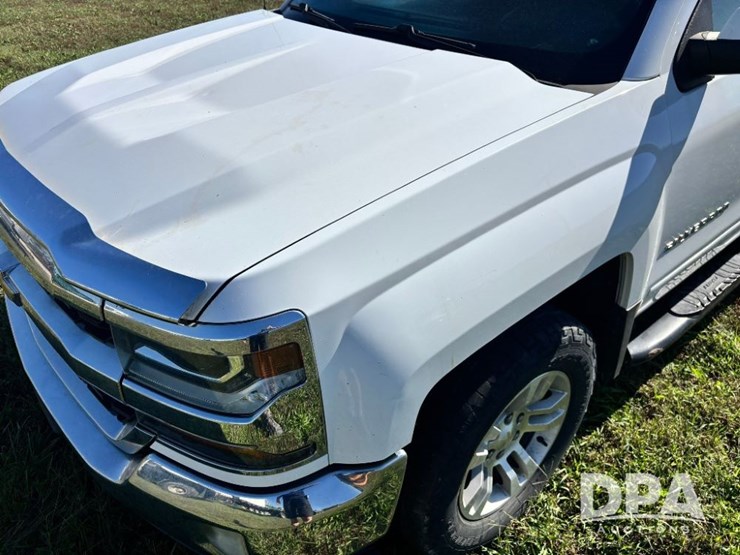 2018-chevrolet-silverado-image-18